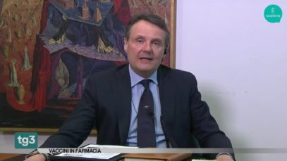 Vaccini in farmacia: “Pronto un training formativo con la presenza di un medico”