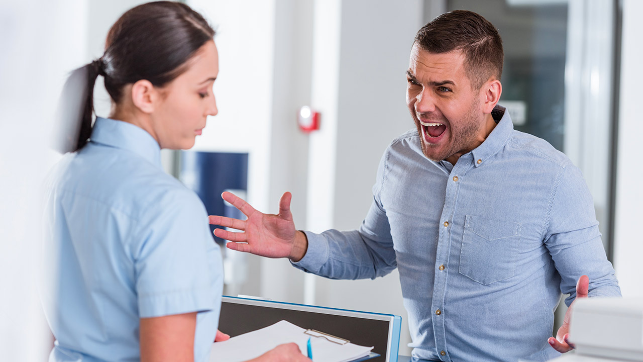 Violenza operatori sanitari