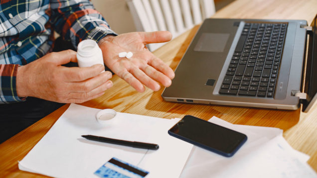 farmaci contraffatti web